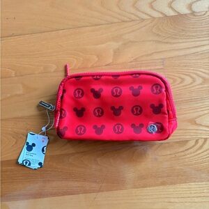 Disney x Lululemon Everywhere Belt Bag Red 1L Mickey & Logo